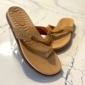 Sperry PlushWave Flip-Flops | STS86126 | Women’s Size 8.5 | Brown & Tan Leather